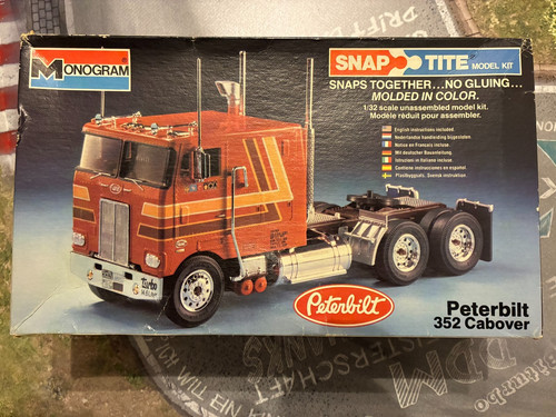 Monogram peterbilt 352 cabover - peterbilt,