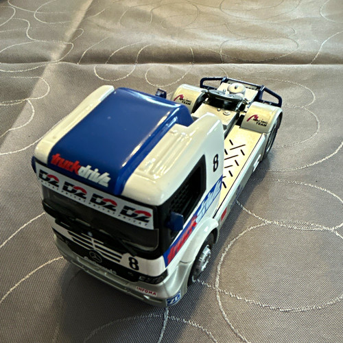 Corgi truck drive - truck,